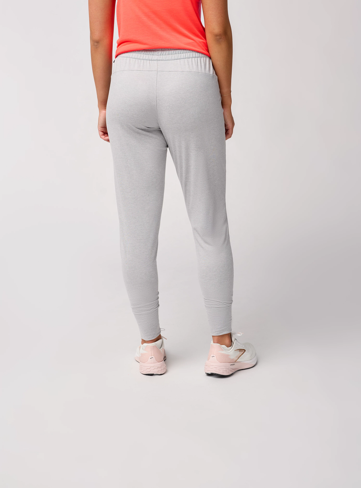 image-model-back