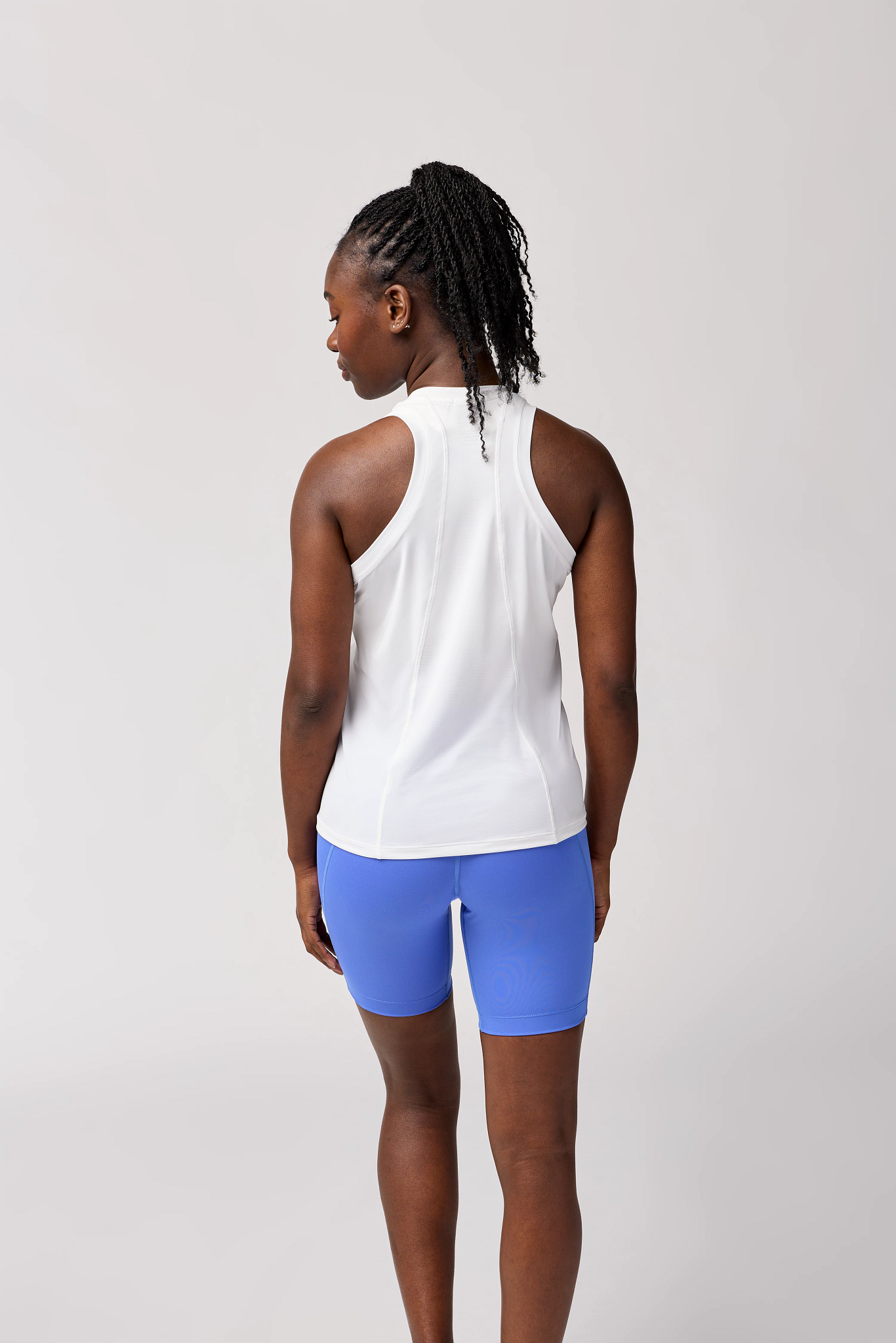 image-model-back