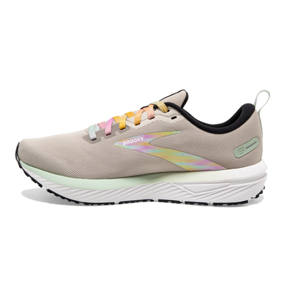 Women's Revel 6